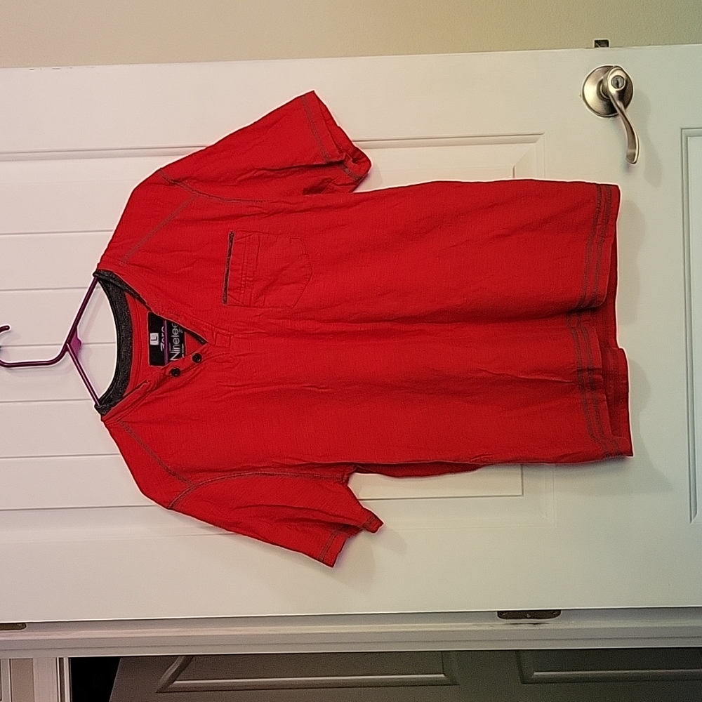 Zero nineteen red large shirt